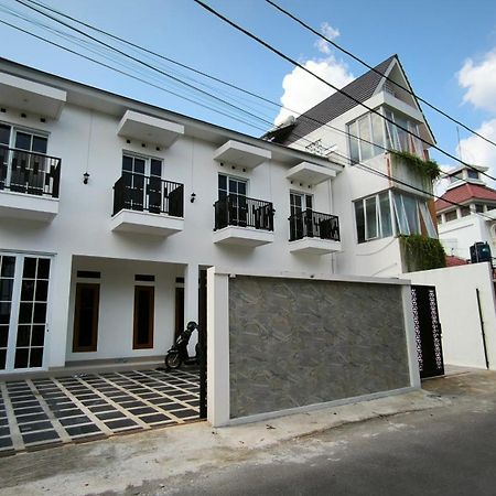 House Of Bedjo Powered By Cocotel Jogyakarta Zewnętrze zdjęcie